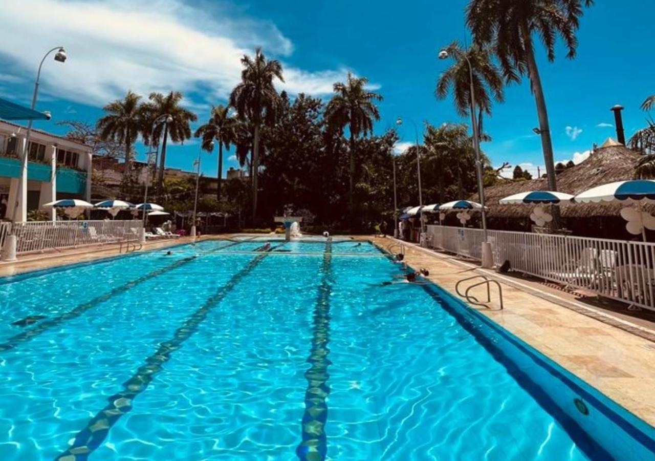 Hotel Bachue Girardot Zewnętrze zdjęcie