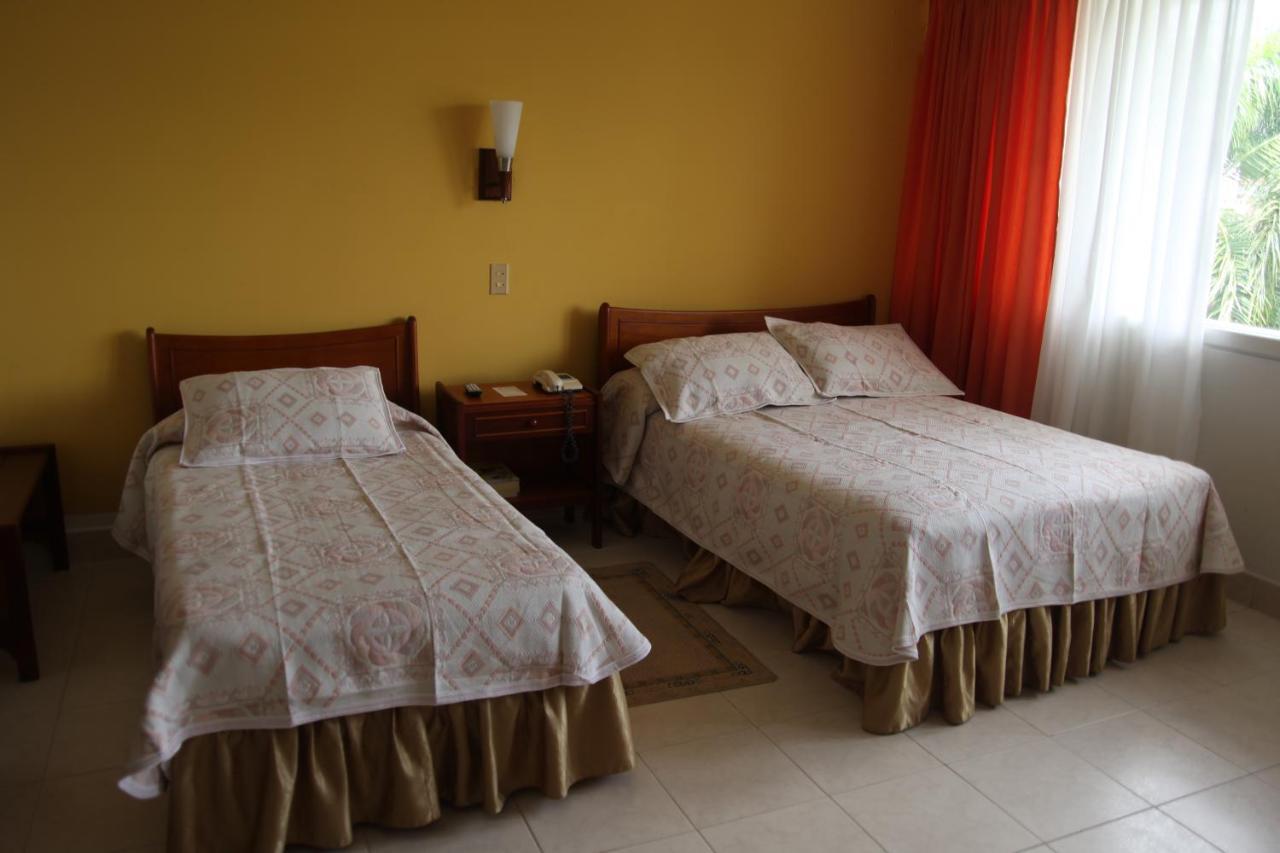 Hotel Bachue Girardot Zewnętrze zdjęcie