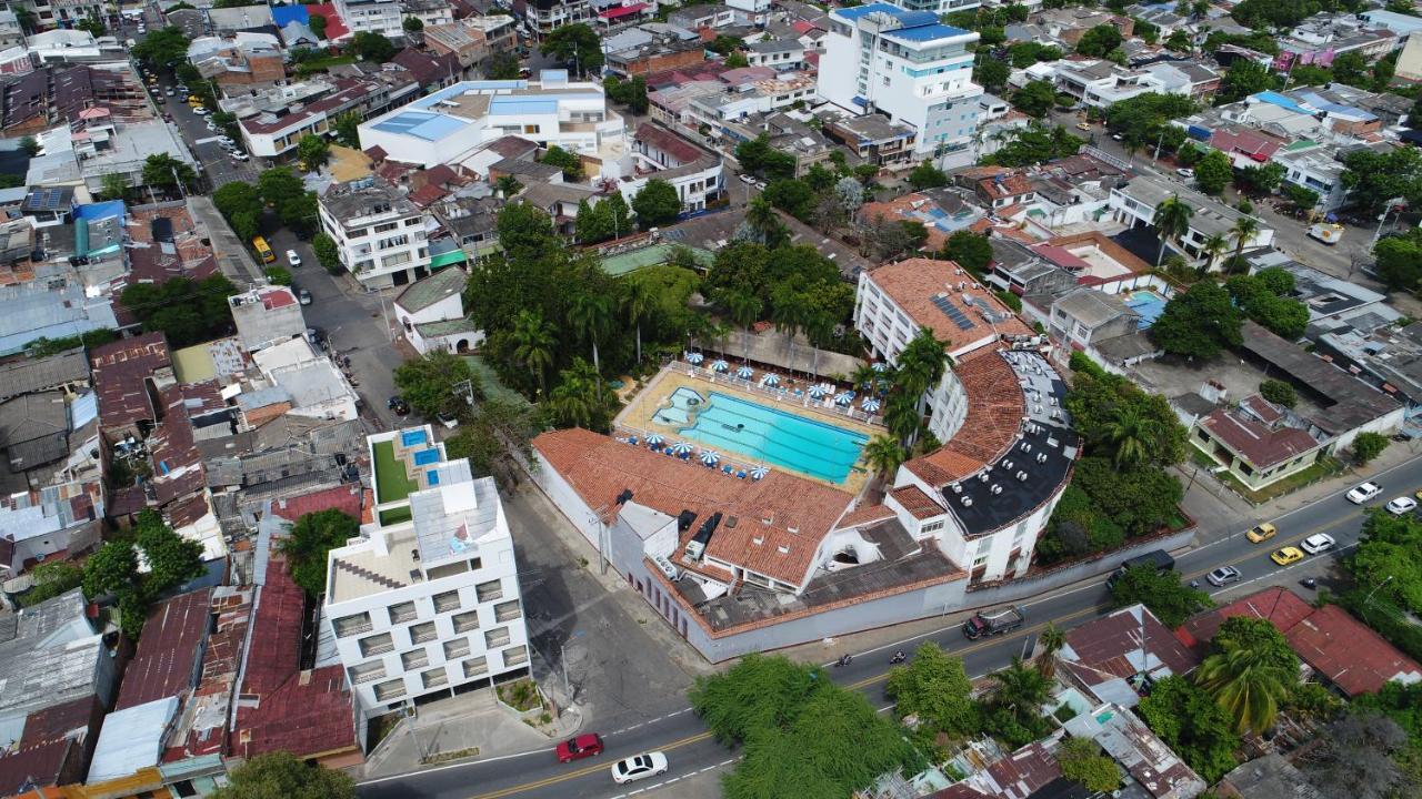 Hotel Bachue Girardot Zewnętrze zdjęcie